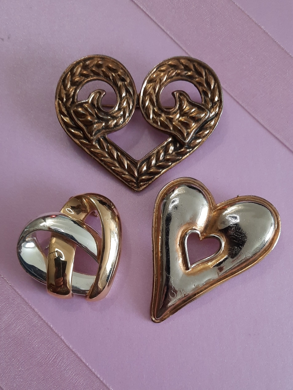 Gold-Tone Heart Brooch Lot
